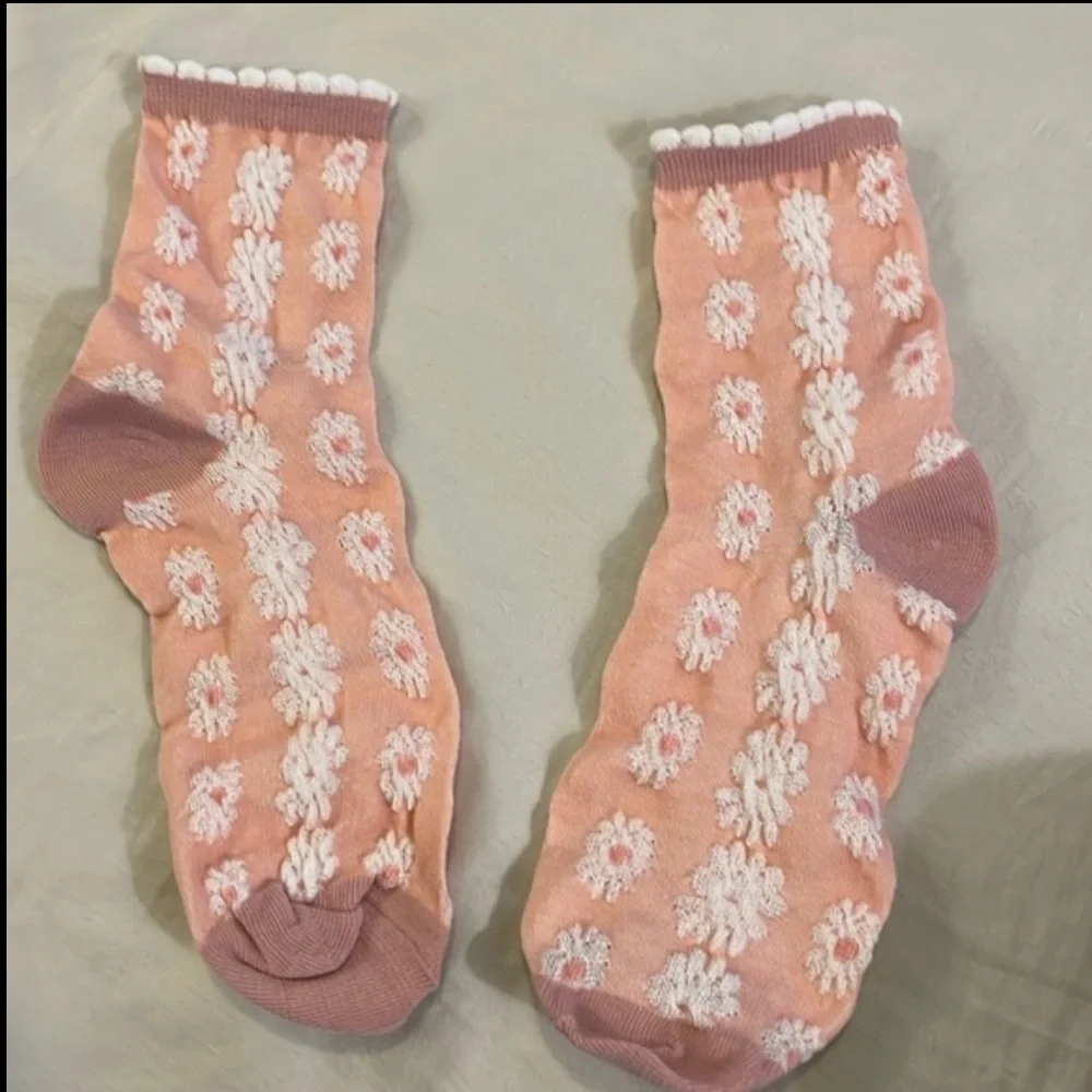 Vintage Floral Pink Socks